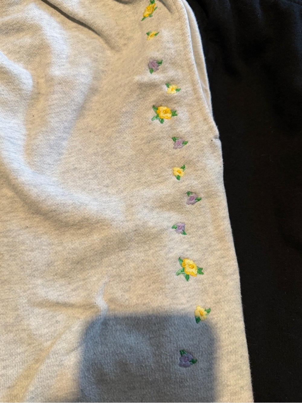 4 Pairs Victoria's Secret Black and Light Gray Sweatpants with Floral Trim - Picture 4 of 10